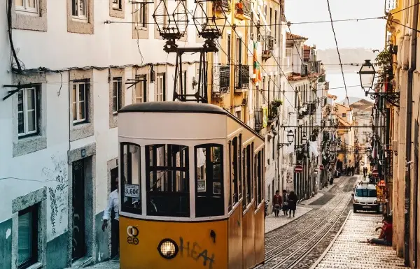 Europe Travel Guide: Plan Smarter and Stay Connected with eSIM